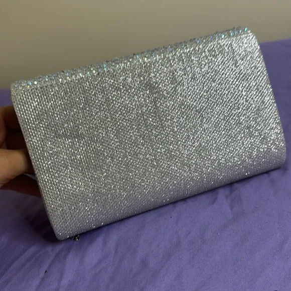 Silver Sparkle Clutch with Crossbody Chain - Picture 4 of 5